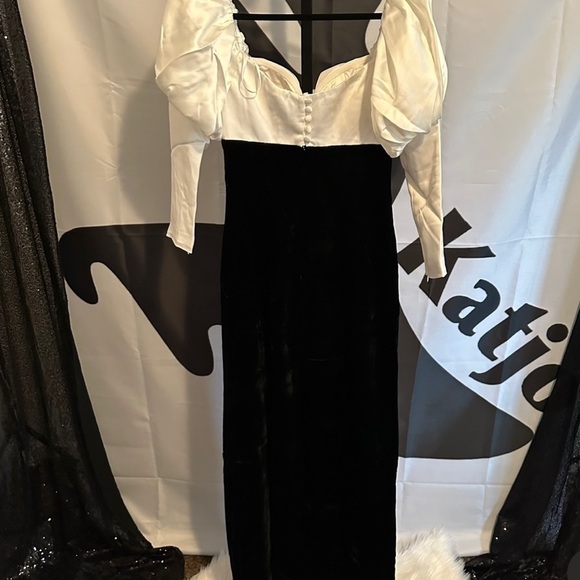 Ronny Kobo Cyndi Maxi Dress Puff Sleeve Ivory Black Velvet Slit Dress Gown US 2 - Picture 9 of 15